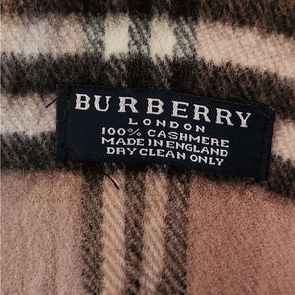 Burberry Scarf Original Pattern - Picture 2 of 2